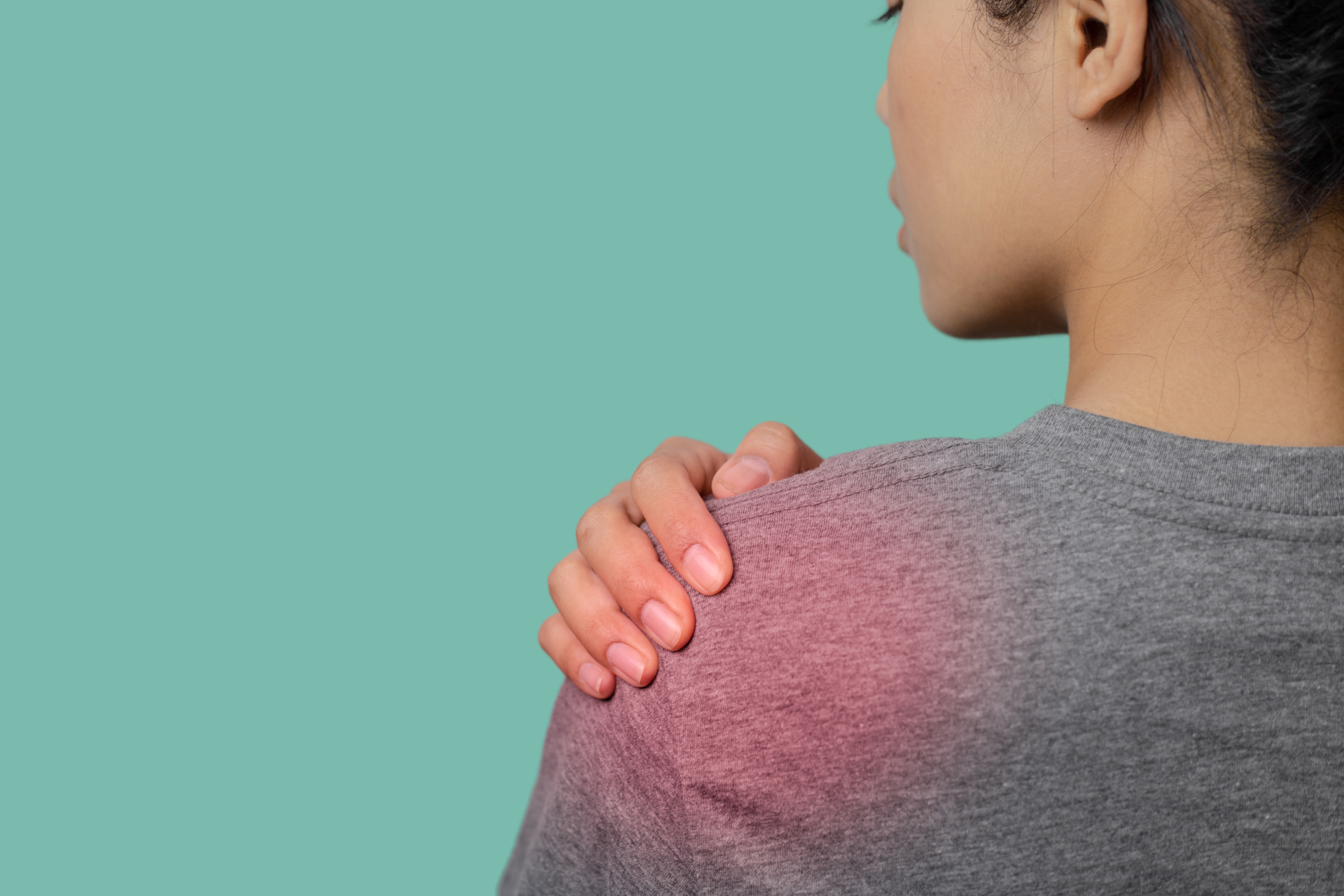 Image of woman with frozen shoulder